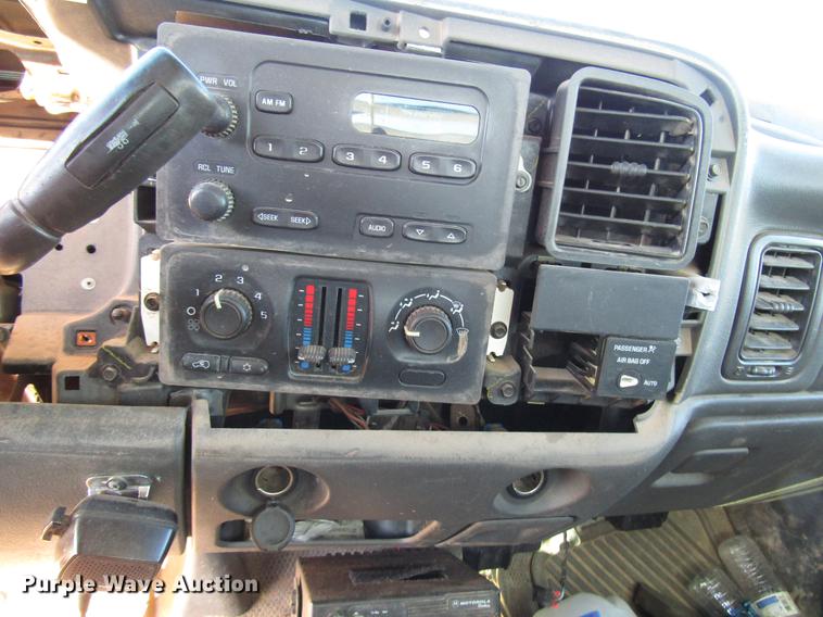 image for item DB6906 2003 Chevrolet Silverado 1500 pickup truck