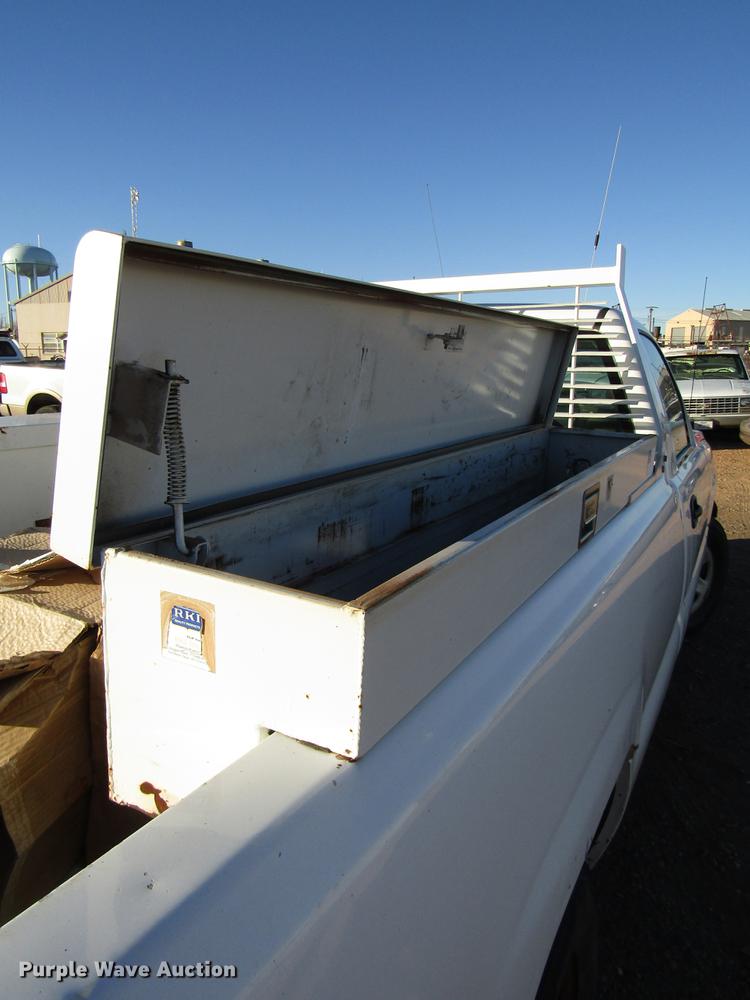 image for item DB6906 2003 Chevrolet Silverado 1500 pickup truck