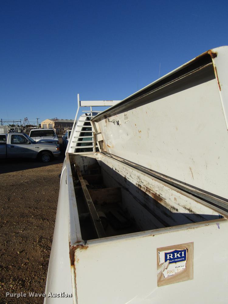 image for item DB6906 2003 Chevrolet Silverado 1500 pickup truck