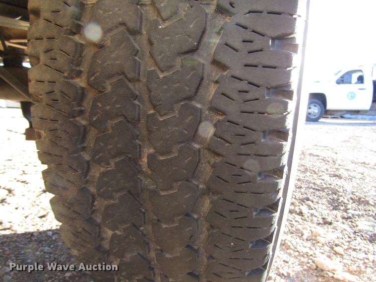 image for item DB6906 2003 Chevrolet Silverado 1500 pickup truck