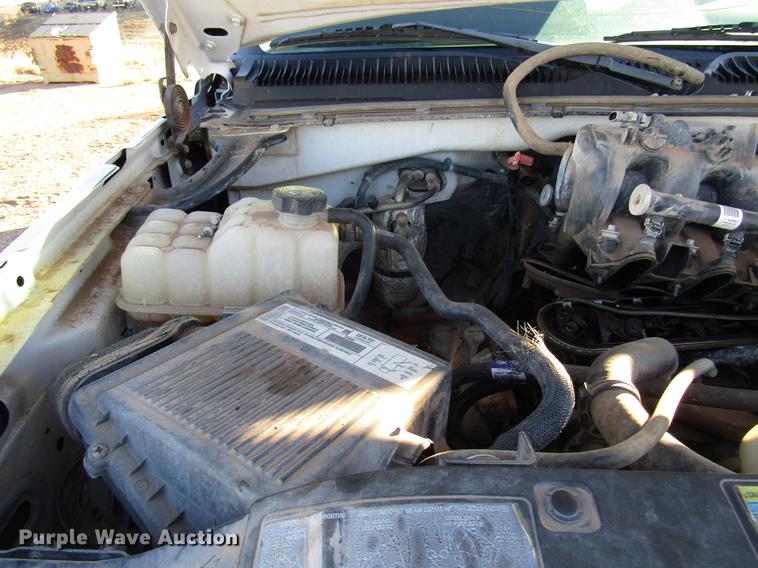 image for item DB6906 2003 Chevrolet Silverado 1500 pickup truck