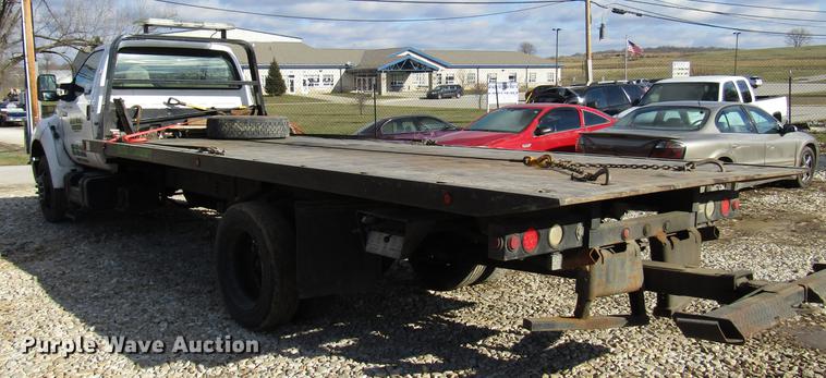 image for item DB6991 2000 Ford F650 Super Duty rollback truck