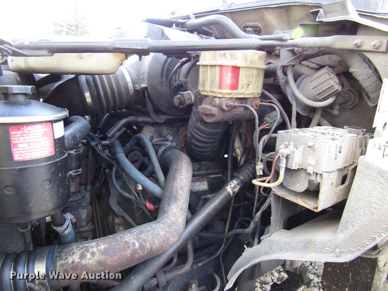 image for item DB6991 2000 Ford F650 Super Duty rollback truck