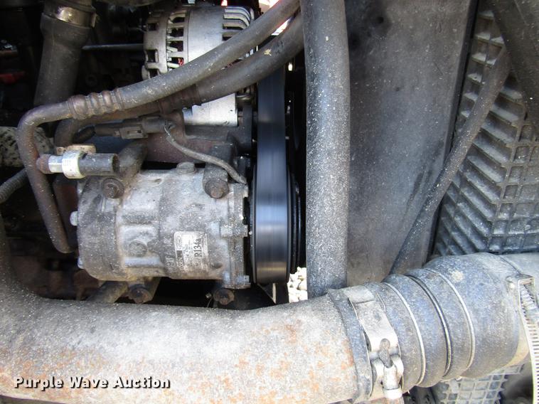 image for item DB6991 2000 Ford F650 Super Duty rollback truck