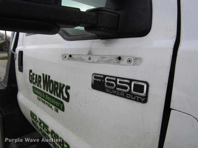 image for item DB6991 2000 Ford F650 Super Duty rollback truck