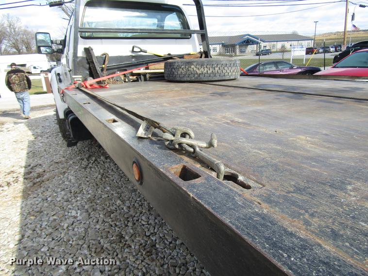 image for item DB6991 2000 Ford F650 Super Duty rollback truck