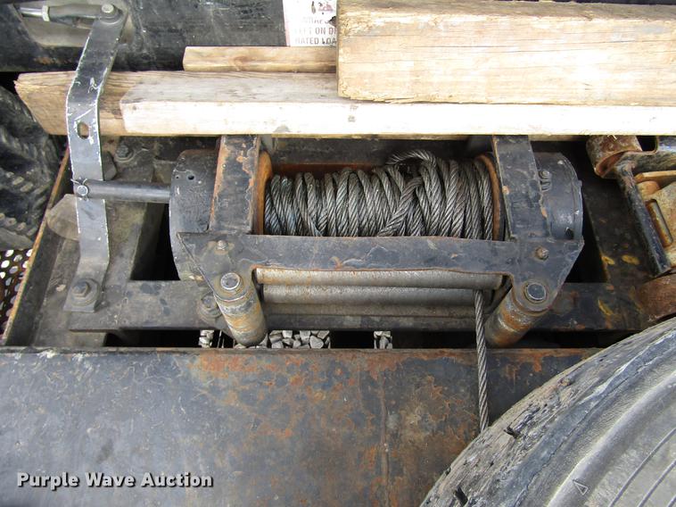 image for item DB6991 2000 Ford F650 Super Duty rollback truck