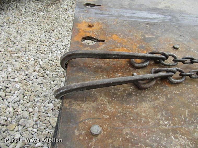 image for item DB6992 1997 International 4700 rollback truck