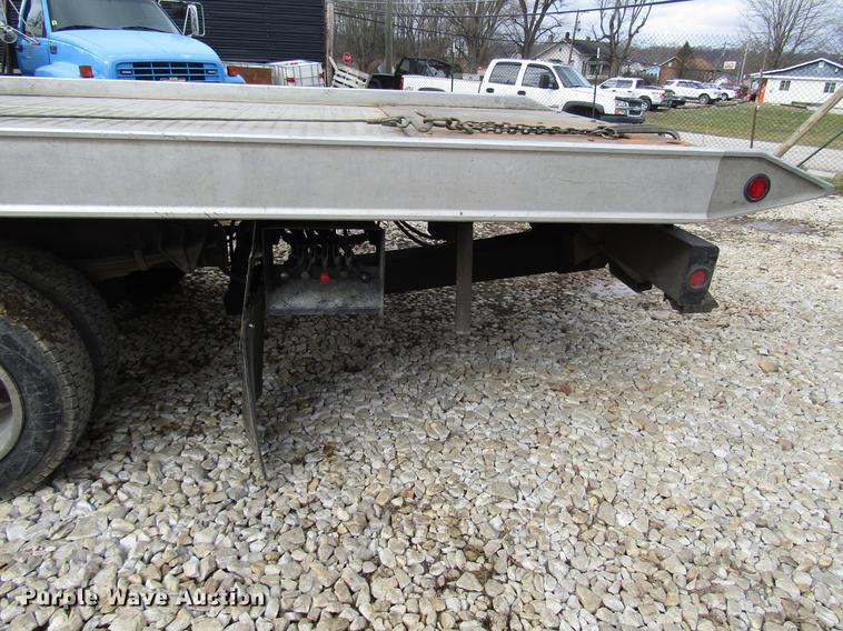 image for item DB6992 1997 International 4700 rollback truck