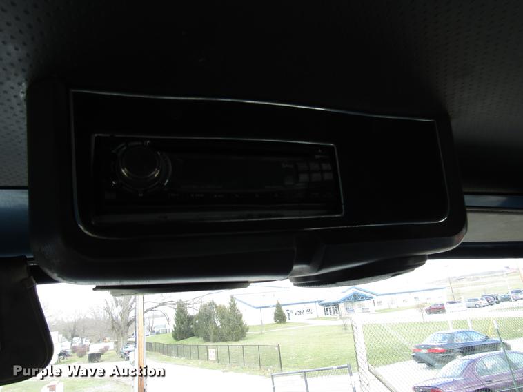 image for item DB6993 1989 Ford L9000 tow truck