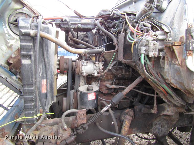 image for item DB6993 1989 Ford L9000 tow truck