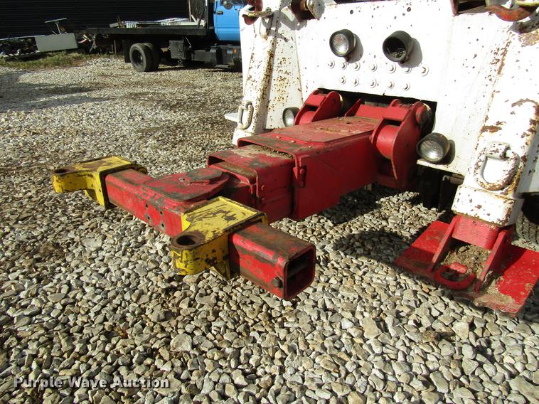 image for item DB6993 1989 Ford L9000 tow truck