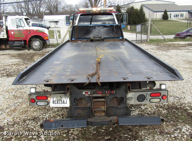 image for item DB6995 2001 Chevrolet C6500 rollback truck