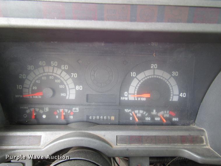 image for item DB6995 2001 Chevrolet C6500 rollback truck