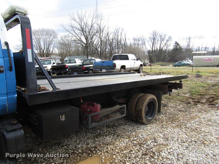 image for item DB6995 2001 Chevrolet C6500 rollback truck