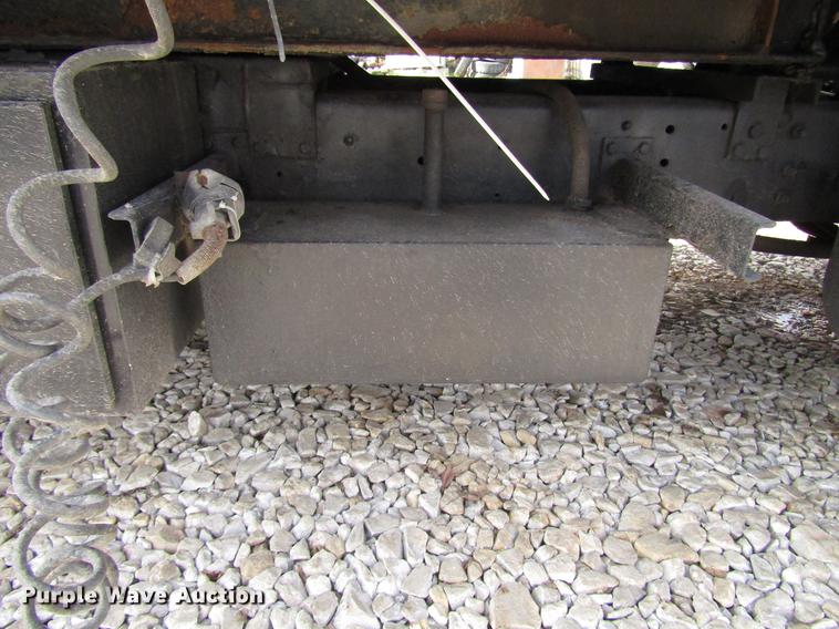 image for item DB6995 2001 Chevrolet C6500 rollback truck