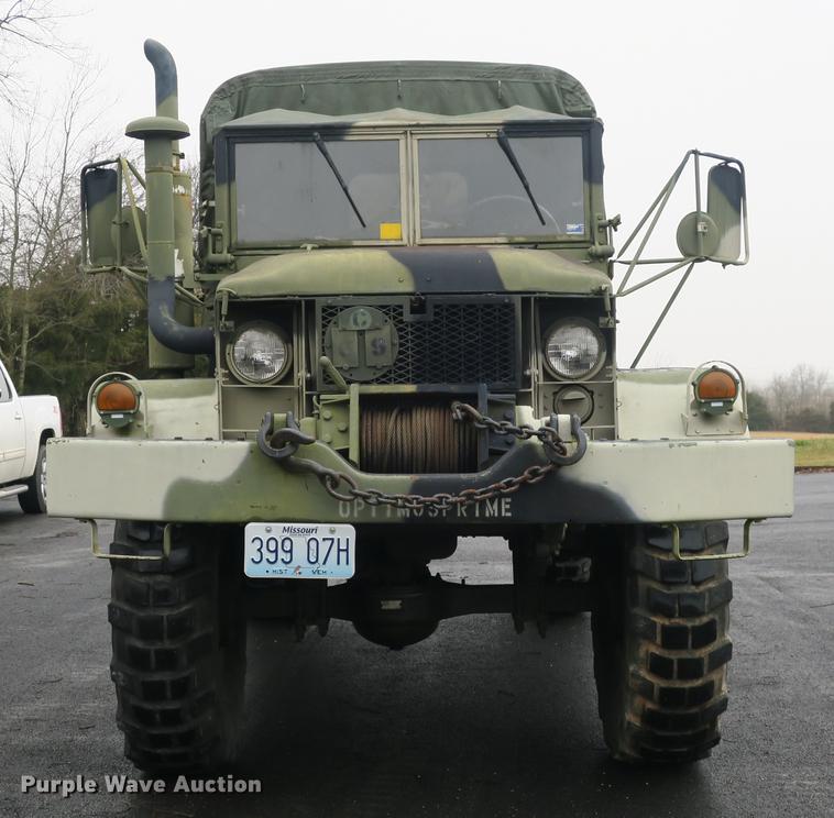 image for item DB8911 1971 Jeep truck