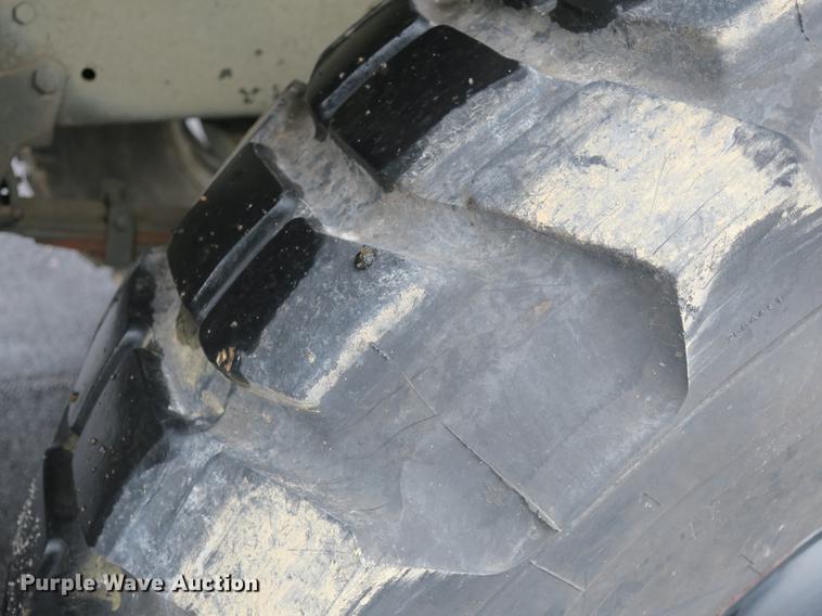 image for item DB8911 1971 Jeep truck