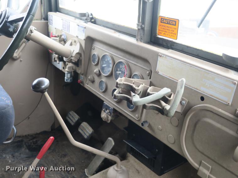 image for item DB8911 1971 Jeep truck