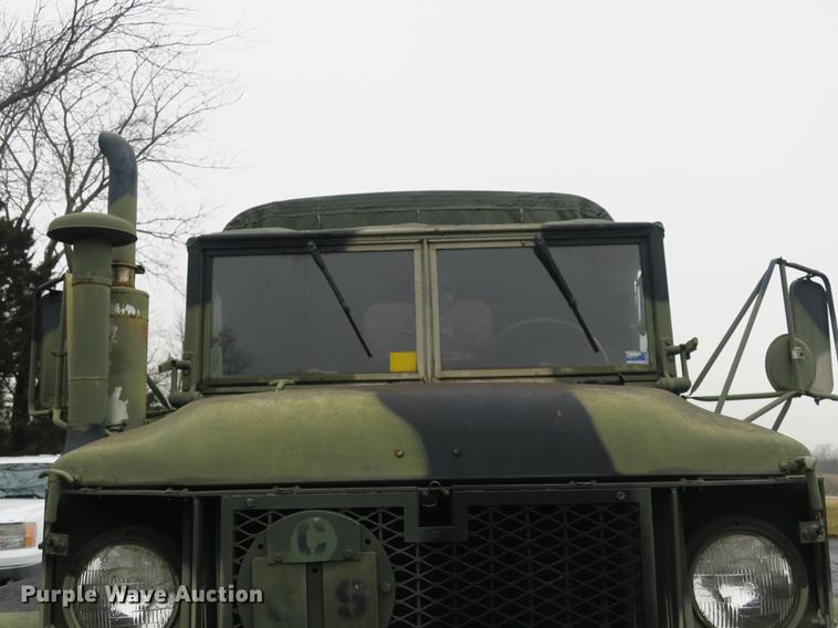 image for item DB8911 1971 Jeep truck