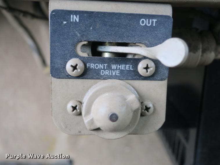 image for item DB8911 1971 Jeep truck