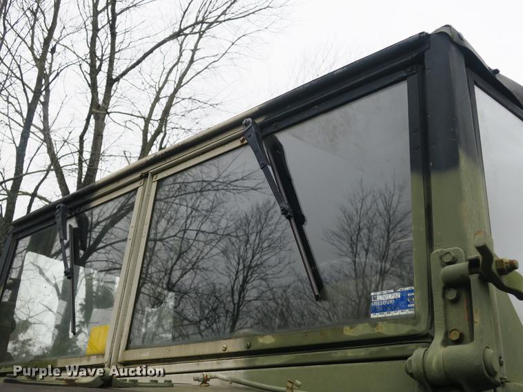 image for item DB8911 1971 Jeep truck