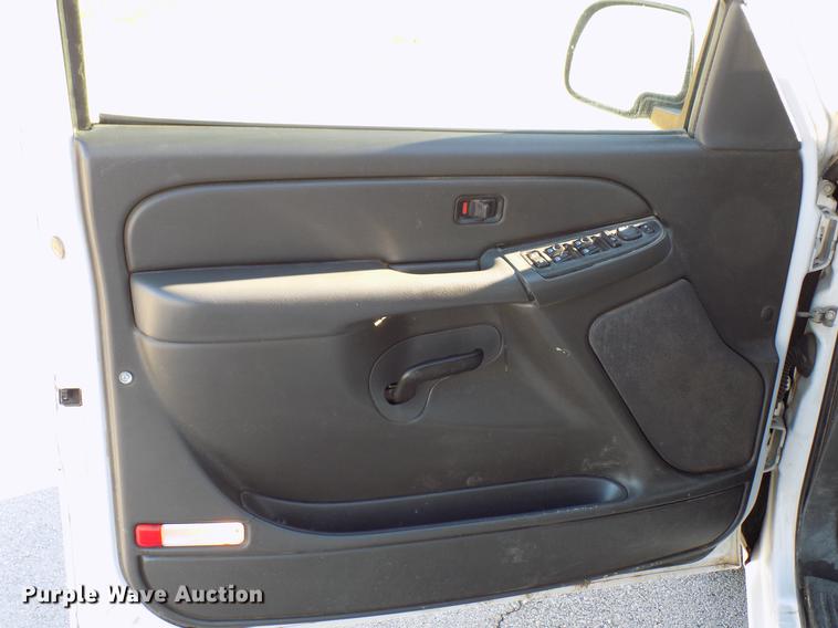 image for item DD3567 2007 Chevrolet Silverado 1500 Crew Cab pickup truck