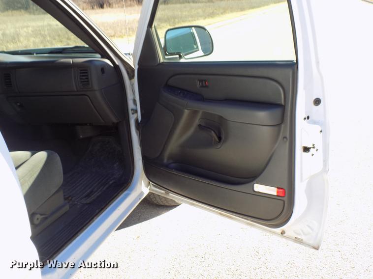 image for item DD3567 2007 Chevrolet Silverado 1500 Crew Cab pickup truck