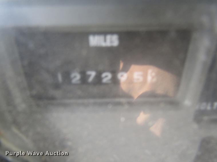 image for item DD4435 1995 International 4900 bucket truck