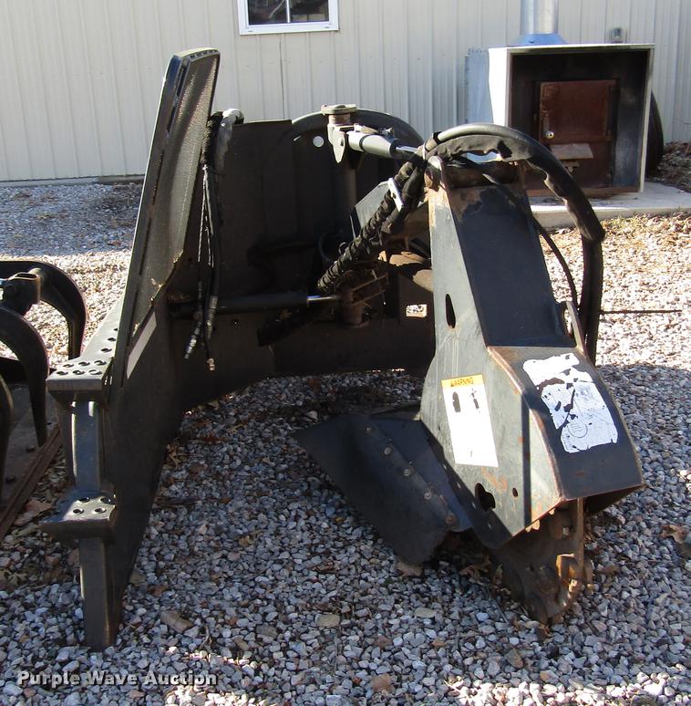 image for item DD4436 Bobcat SG60 stump grinder