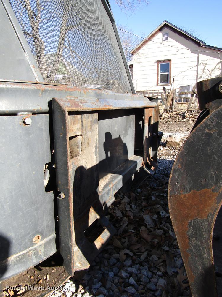 image for item DD4436 Bobcat SG60 stump grinder