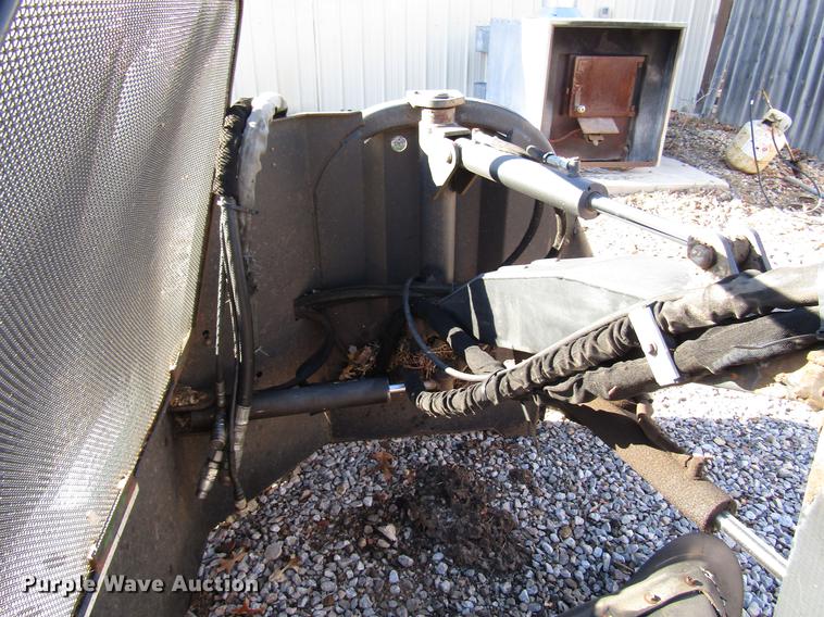 image for item DD4436 Bobcat SG60 stump grinder