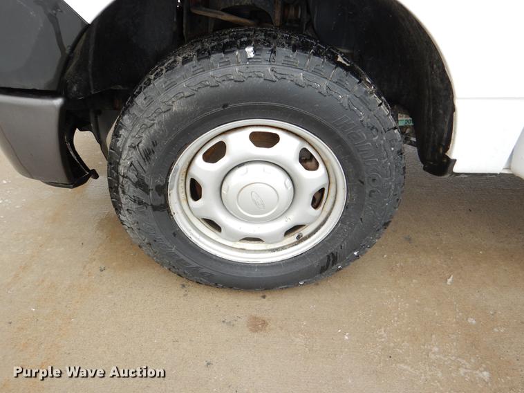 image for item DE0087 2012 Ford F150 XL pickup truck