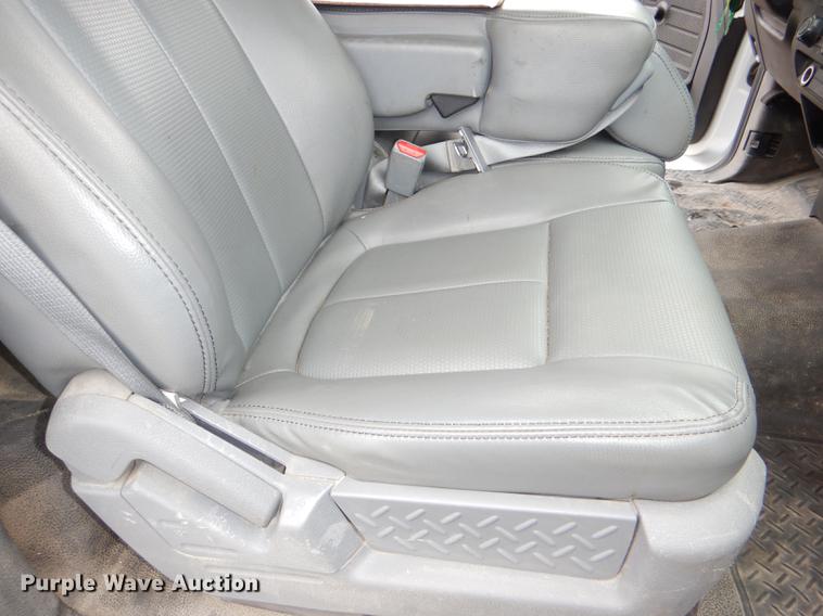 image for item DE0087 2012 Ford F150 XL pickup truck