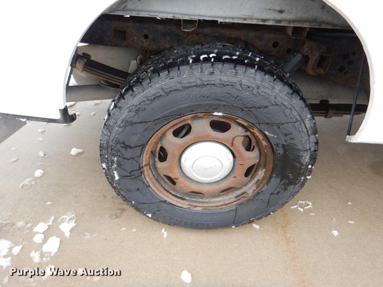 image for item DE0087 2012 Ford F150 XL pickup truck