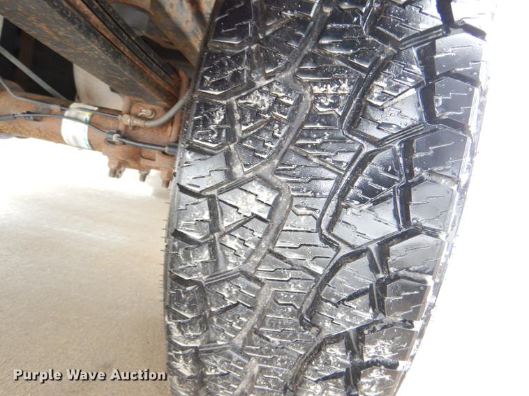 image for item DE0087 2012 Ford F150 XL pickup truck