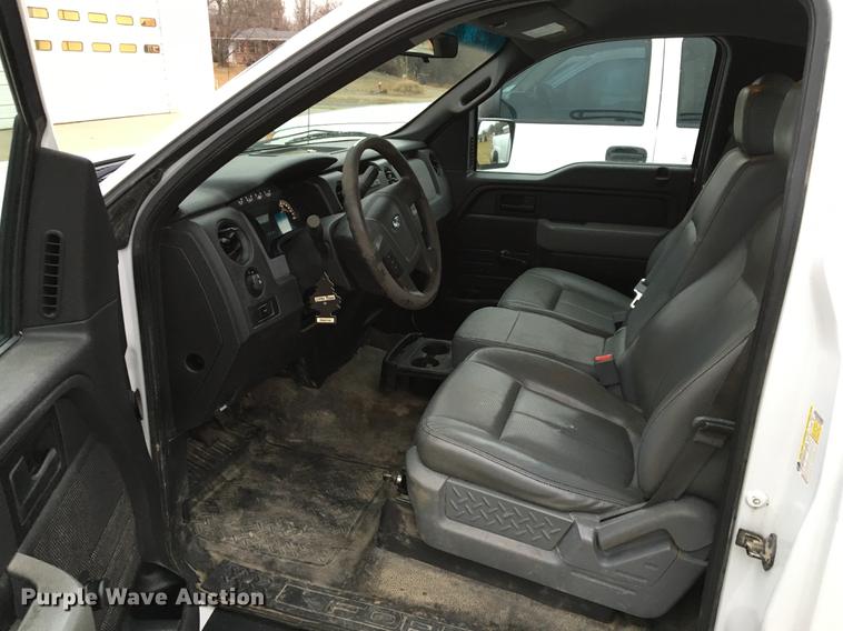 image for item DE0091 2013 Ford F150 XL pickup truck