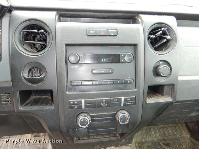 image for item DE0091 2013 Ford F150 XL pickup truck