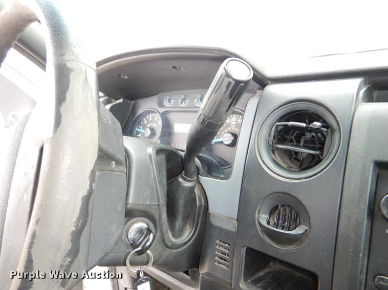 image for item DE0091 2013 Ford F150 XL pickup truck