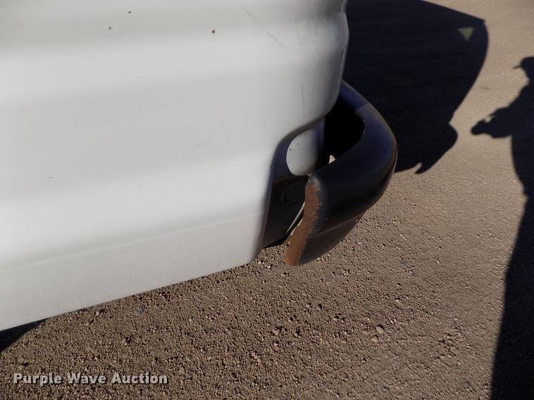 image for item DE0421 2013 Ford E350 Super Duty XL van