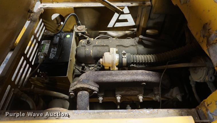 image for item DE3381 Allis Chalmers F50-24-PS forklift