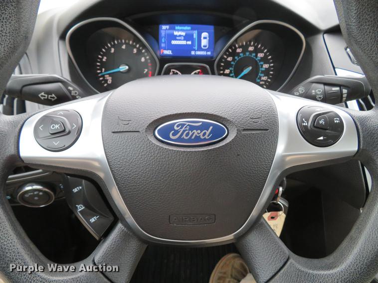 image for item DG3808 2014 Ford Focus SE