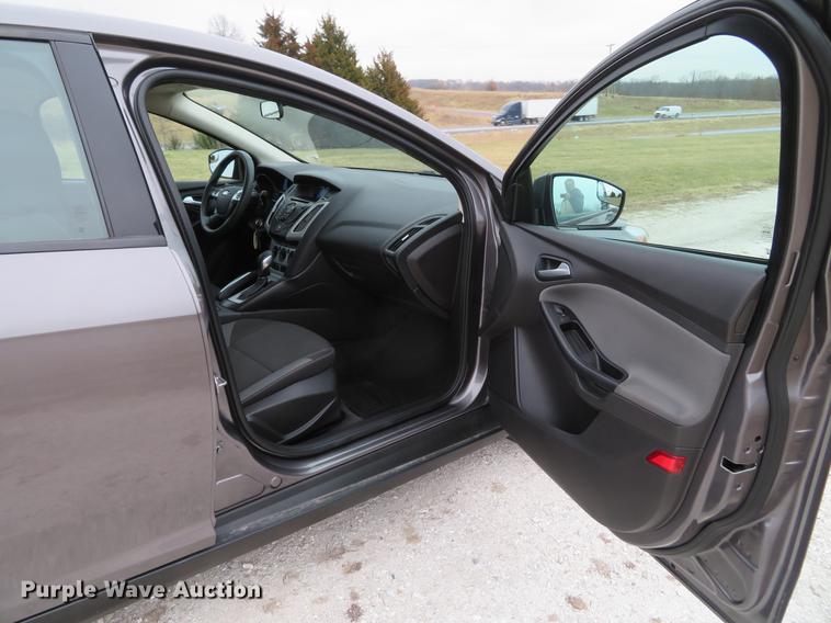 image for item DG3808 2014 Ford Focus SE