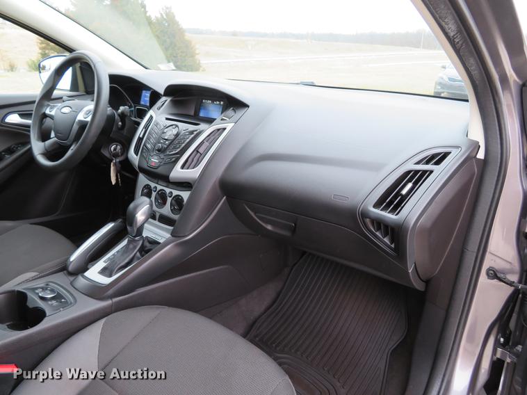 image for item DG3808 2014 Ford Focus SE
