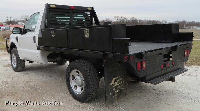 image for item DG3810 2008 Ford F350 Super Duty XL flatbed pickup truck