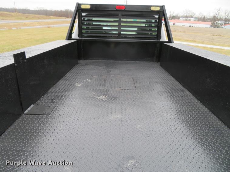 image for item DG3810 2008 Ford F350 Super Duty XL flatbed pickup truck