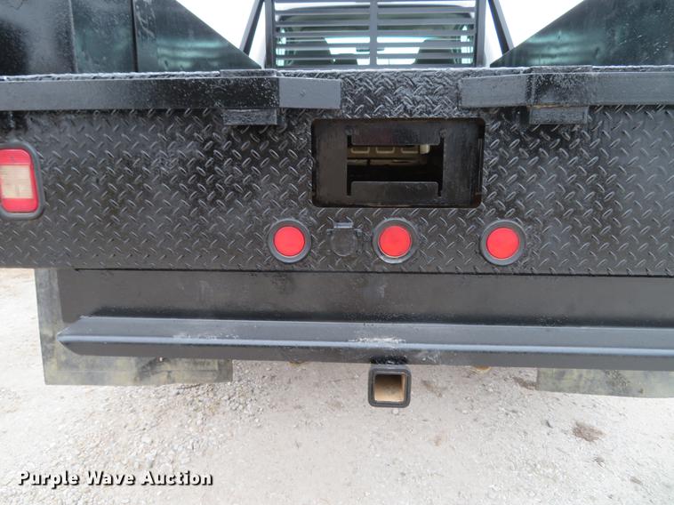 image for item DG3810 2008 Ford F350 Super Duty XL flatbed pickup truck