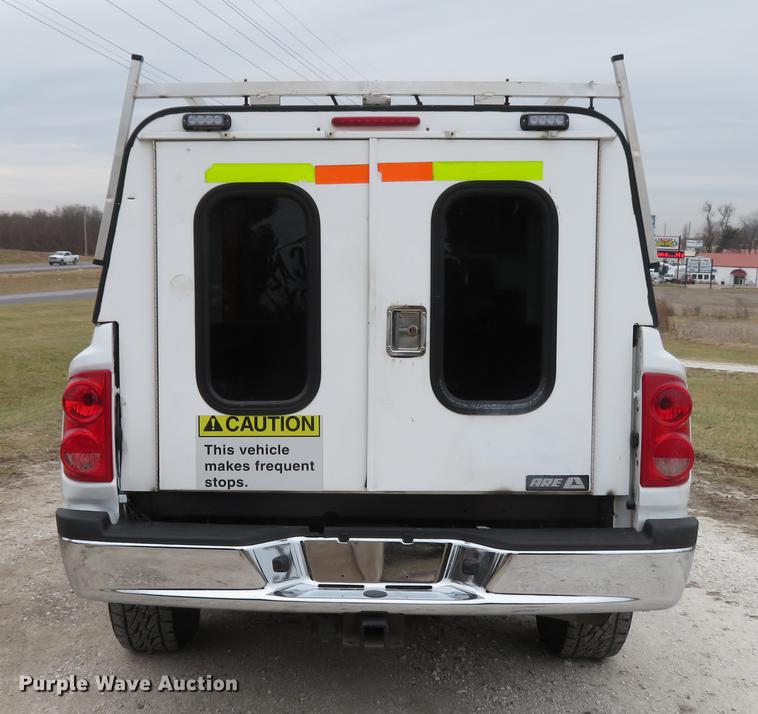 image for item DG3811 2010 Dodge Dakota Ext. Cab pickup truck