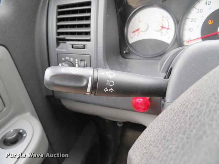 image for item DG3811 2010 Dodge Dakota Ext. Cab pickup truck