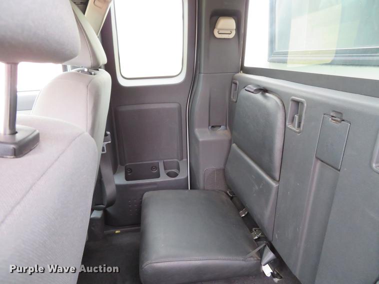 image for item DG3811 2010 Dodge Dakota Ext. Cab pickup truck